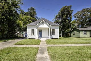 506 E Plaquemine Street, Jennings, LA 70546