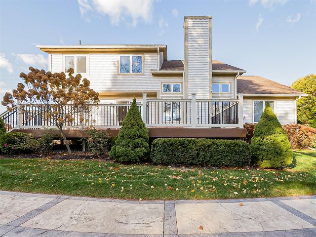 3345 E Commerce Road, Commerce Twp, MI 48382