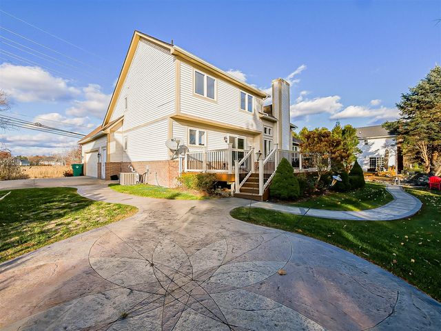 3345 E Commerce Road, Commerce Twp, MI 48382