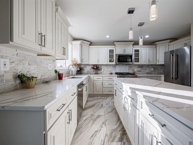 3345 E Commerce Road, Commerce Twp, MI 48382
