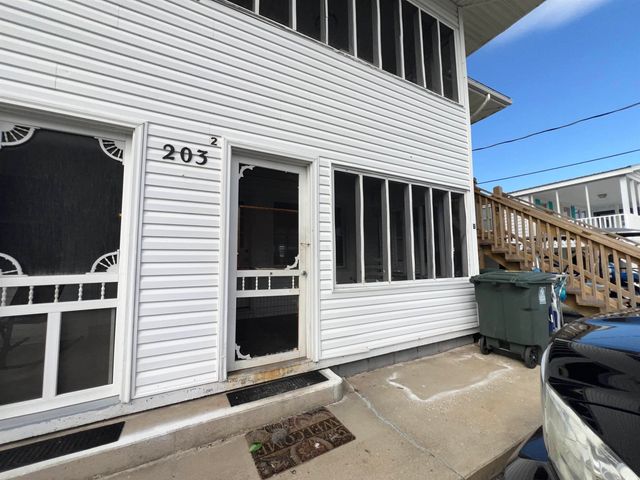 203 56th Ave. N Apt B, North Myrtle Beach, SC 29582