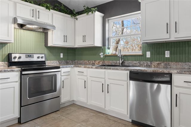 3604 Rocky Knoll Lane, Harrison, AR 72601