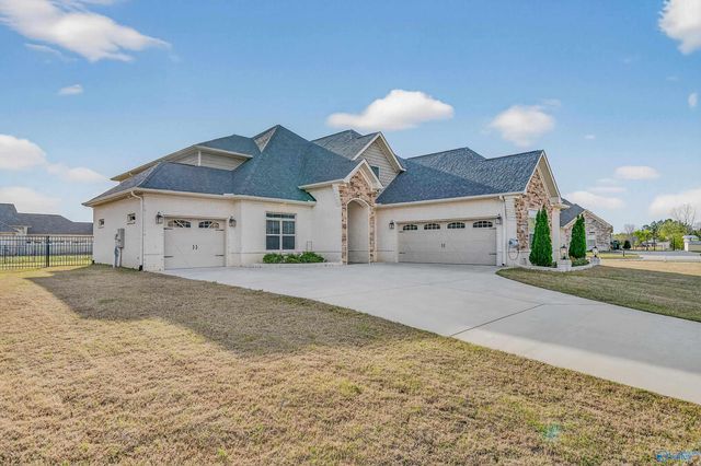 17000 River Pier Drive, Huntsville, AL 35803