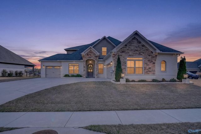 17000 River Pier Drive, Huntsville, AL 35803