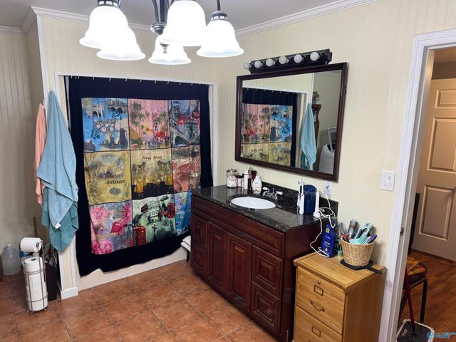 5051 Tabor Road, Gadsden, AL 35904