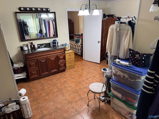 5051 Tabor Road, Gadsden, AL 35904