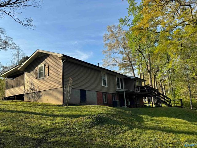 5051 Tabor Road, Gadsden, AL 35904