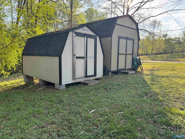 5051 Tabor Road, Gadsden, AL 35904