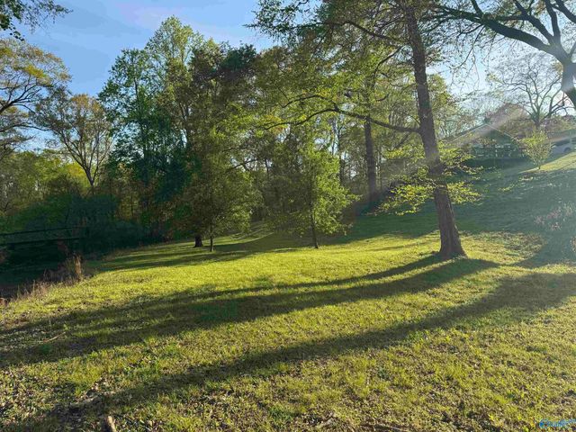 5051 Tabor Road, Gadsden, AL 35904