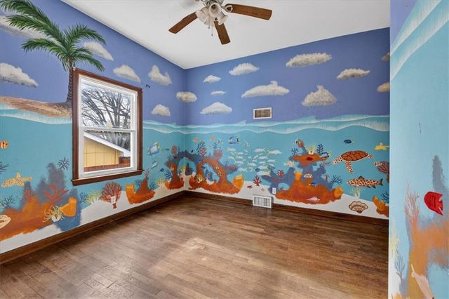 175 Emerson Avenue, Bonner Springs, KS 66012