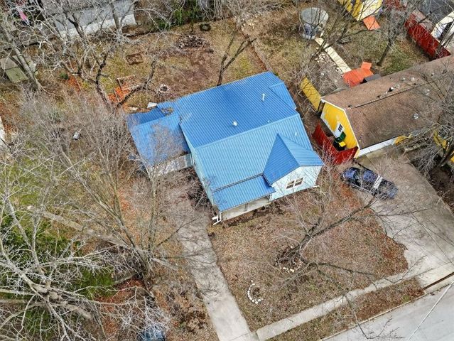 175 Emerson Avenue, Bonner Springs, KS 66012