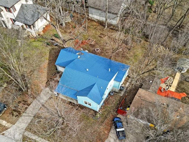 175 Emerson Avenue, Bonner Springs, KS 66012