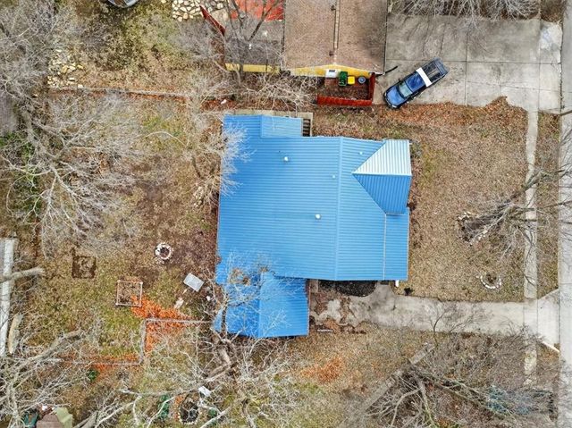 175 Emerson Avenue, Bonner Springs, KS 66012