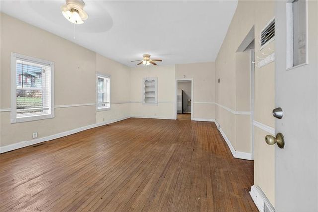 175 Emerson Avenue, Bonner Springs, KS 66012