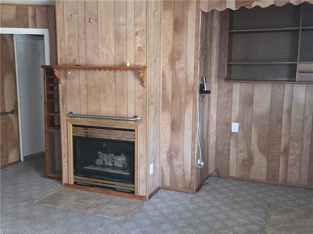 425 Stockton ST, Hampton, VA 23669