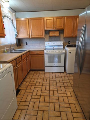 425 Stockton ST, Hampton, VA 23669