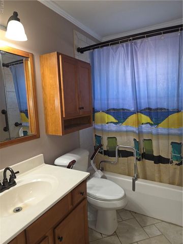425 Stockton ST, Hampton, VA 23669