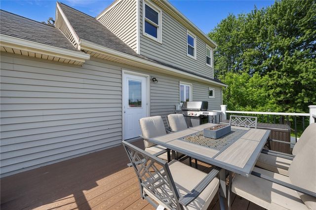 301 Ridge Road, Ontario, NY 14519