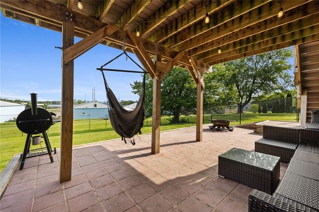 301 Ridge Road, Ontario, NY 14519