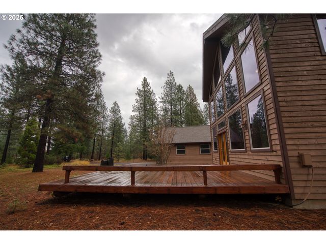 10 EMMA Ln, Trout Lake, WA 98650
