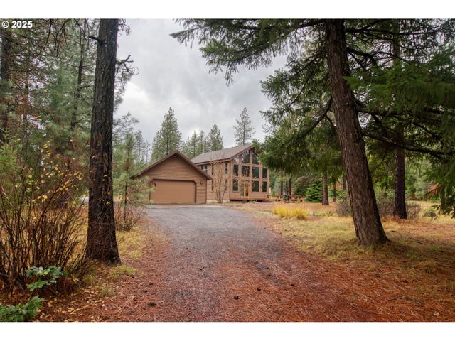 10 EMMA Ln, Trout Lake, WA 98650