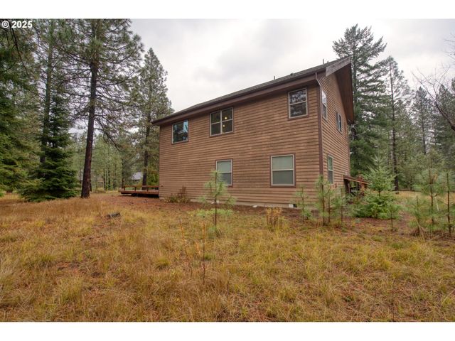 10 EMMA Ln, Trout Lake, WA 98650