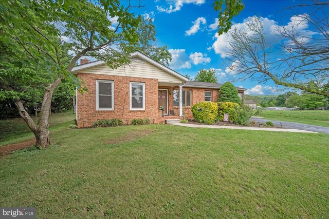 7 DELLA LN, Boonsboro, MD 21713