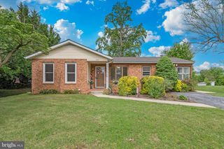 7 DELLA LN, Boonsboro, MD 21713