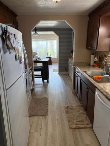 20 Flores Del Way, Fort Pierce, FL 34952