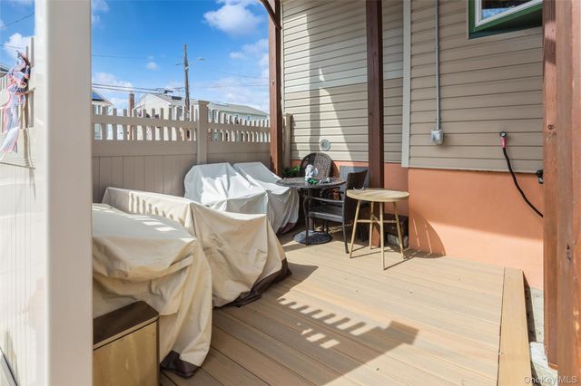 181 Suffolk Road Upper, Island Park, NY 11558