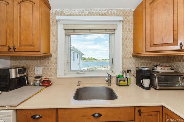 181 Suffolk Road Upper, Island Park, NY 11558