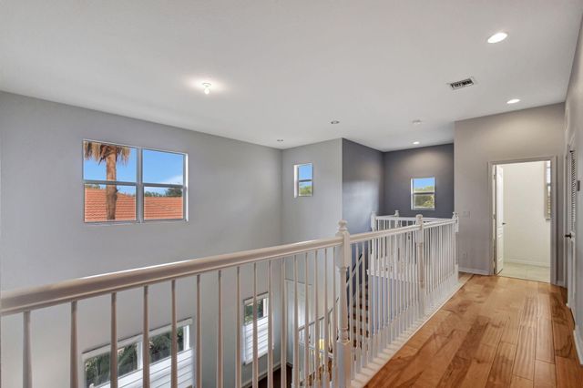 108 PAREY ISLAND Place, Jupiter, FL 33458