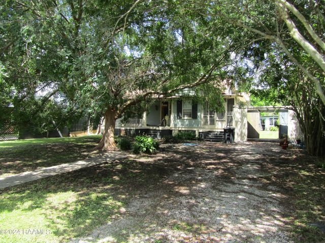 153 Duperier Avenue, New Iberia, LA 70563