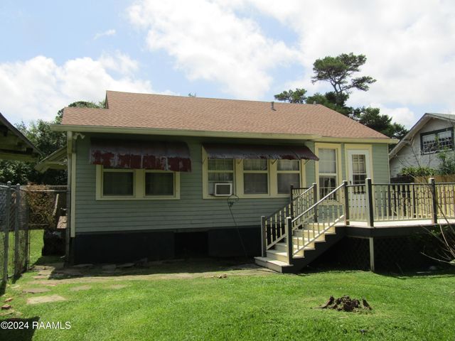 153 Duperier Avenue, New Iberia, LA 70563