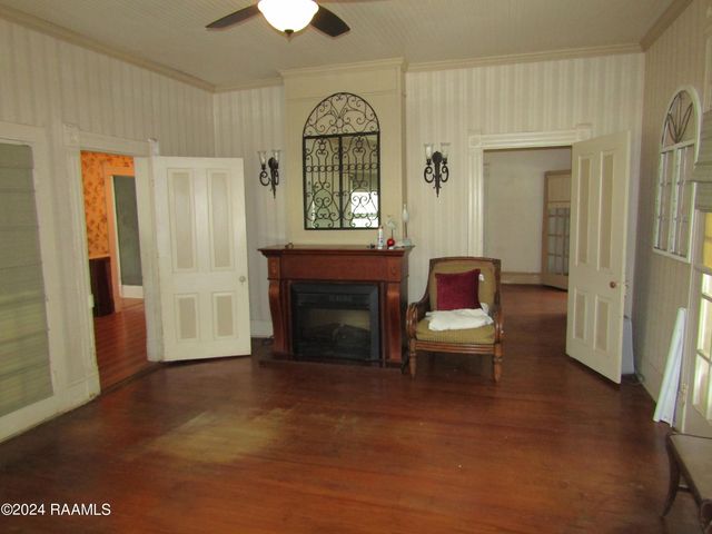 153 Duperier Avenue, New Iberia, LA 70563