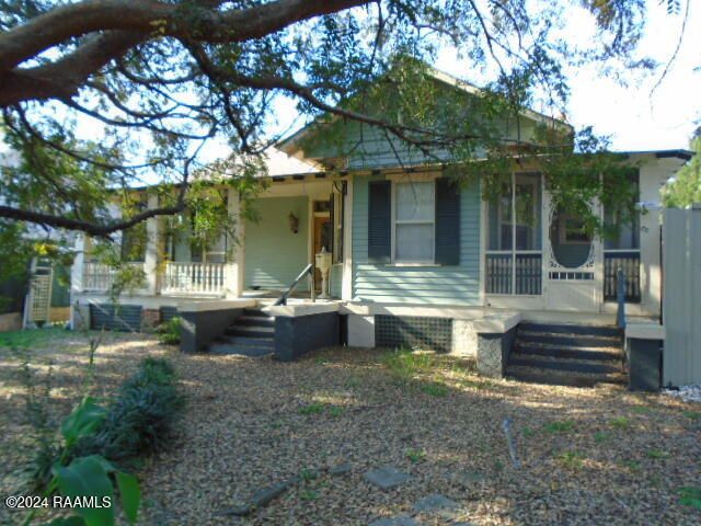 153 Duperier Avenue, New Iberia, LA 70563