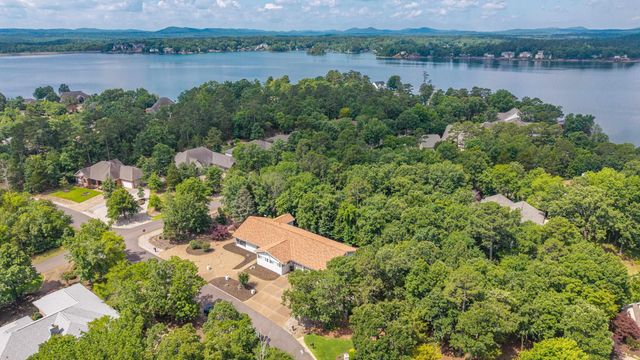 24 Excelso Lane, Hot Springs Village, AR 71909
