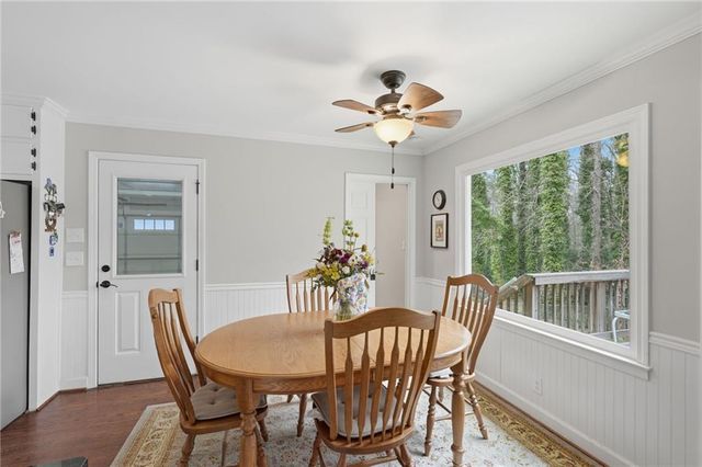 1066 Oak Road SW, Lilburn, GA 30047