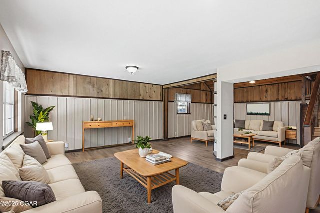 1612-2 County Road 150, Carthage, MO 64836