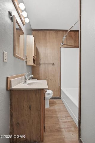 1612-2 County Road 150, Carthage, MO 64836