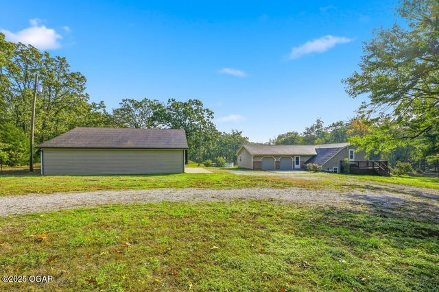 1612-2 County Road 150, Carthage, MO 64836