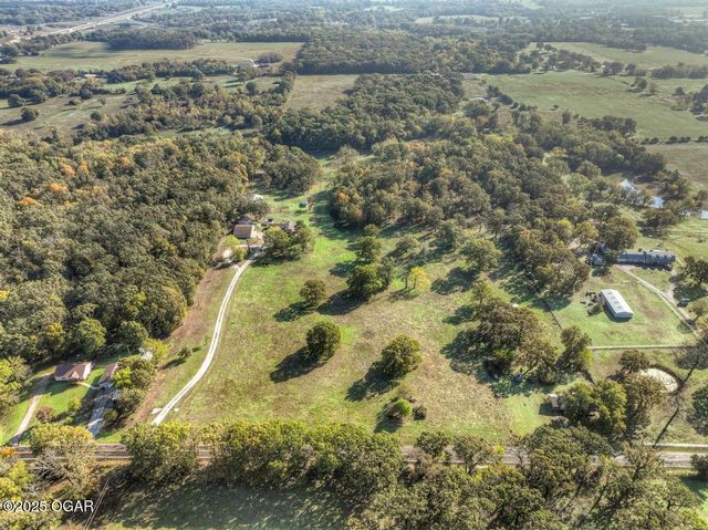 1612-2 County Road 150, Carthage, MO 64836