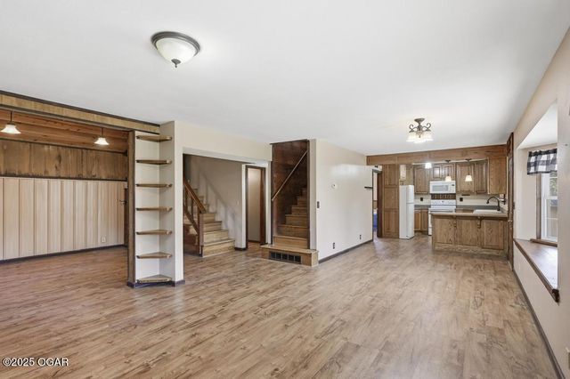 1612-2 County Road 150, Carthage, MO 64836