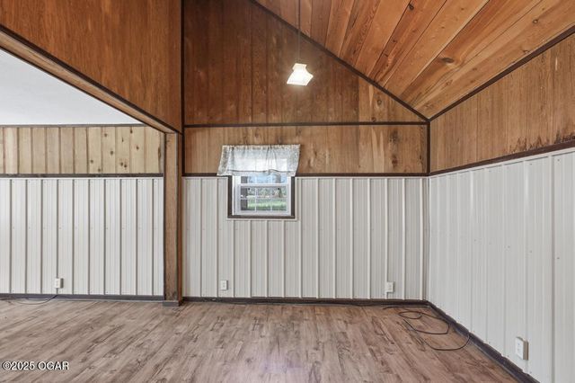 1612-2 County Road 150, Carthage, MO 64836