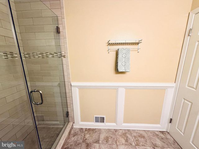 3023 MEETING ST, Falls Church, VA 22044