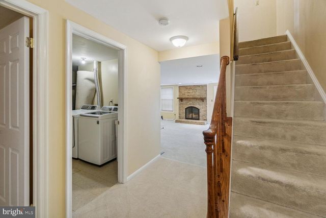 3023 MEETING ST, Falls Church, VA 22044