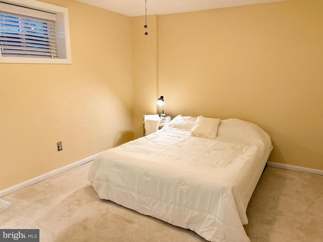 3023 MEETING ST, Falls Church, VA 22044