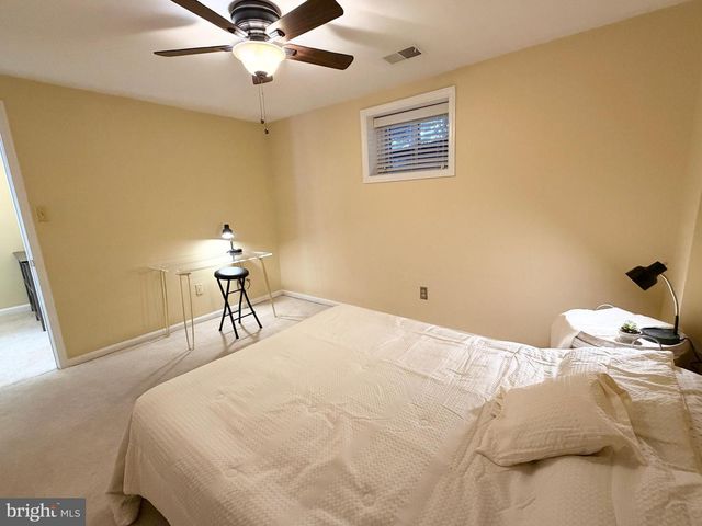 3023 MEETING ST, Falls Church, VA 22044