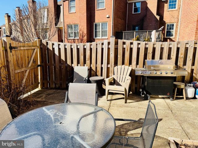 3023 MEETING ST, Falls Church, VA 22044