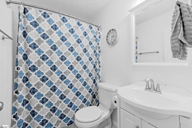 128 Buckey Court, Simpsonville, SC 29680